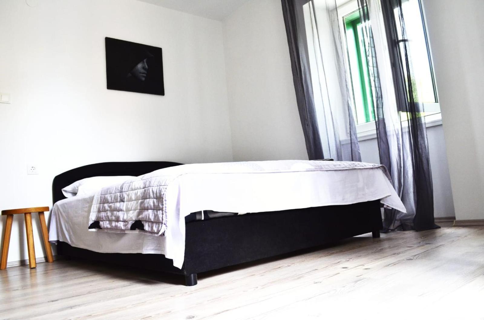 Apartmani Spanja ヴォディツェ エクステリア 写真