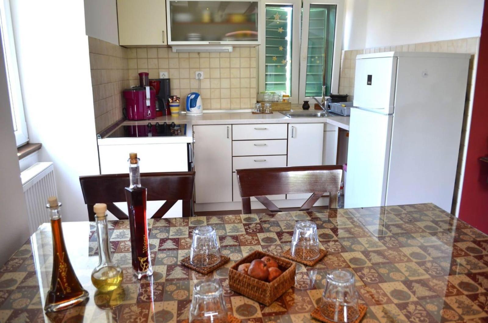 Apartmani Spanja ヴォディツェ エクステリア 写真